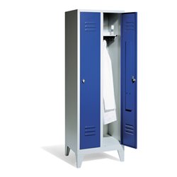 C+P Umkleidespind Classic auf Füßen, 2 Abteile, H1850xB610xT500mm Front Enzianblau Korpus Lichtgrau