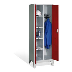 C+P Wäsche-Spind Classic auf Füßen, 2 Abteile, H1850xB610xT500mm Front Rubinrot Korpus Lichtgrau