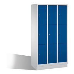 C+P Fächerschrank Classic auf Sockel, 9 Fächer, H1800xB900xT500mm Front Enzianblau Korpus Lichtgrau