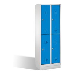 C+P Doppelstockspind Classic auf Sockel, 4 Fächer, H1800xB610xT500mm Front Lichtblau Korpus Lichtgrau