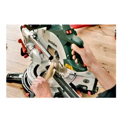 Metabo Kappsäge KGSV 72 Xact SYM mit Zugfunktion und symmetrisch verstellbarem Anschlagsystem Karton