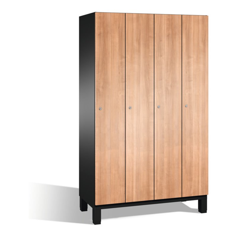 C+P Umkleidespind Cambio auf Füßen, 4 Abteile, H1980xB1200xT525mm Korpus Schwarzgrau