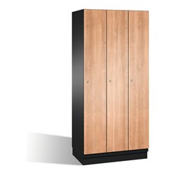 C+P Umkleidespind Cambio auf Sockel, 3 Abteile, H1950xB900xT525mm Korpus Schwarzgrau