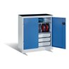 C+P Werkzeug-Beistellschrank mit Drehtüren, 2 Böden und 3 Schübe, H1000xB930xT500mm Front Lichtblau Korpus Lichtgrau