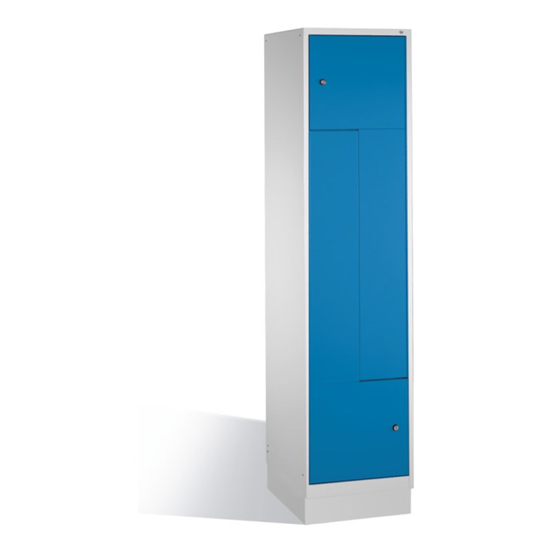 C+P Z-Spind auf Sockel, für 2 Personen, H1820xB420xT510mm Front Lichtblau Korpus Lichtgrau