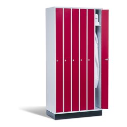 C+P Raumspar-Umkleidespind Intro, 6 Abteile, H1950xB920xT500mm Front Rubinrot Korpus Lichtgrau