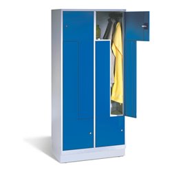 C+P Z-Spind auf Sockel, für 4 Personen, H1820xB820xT510mm Front Lichtblau Korpus Lichtgrau