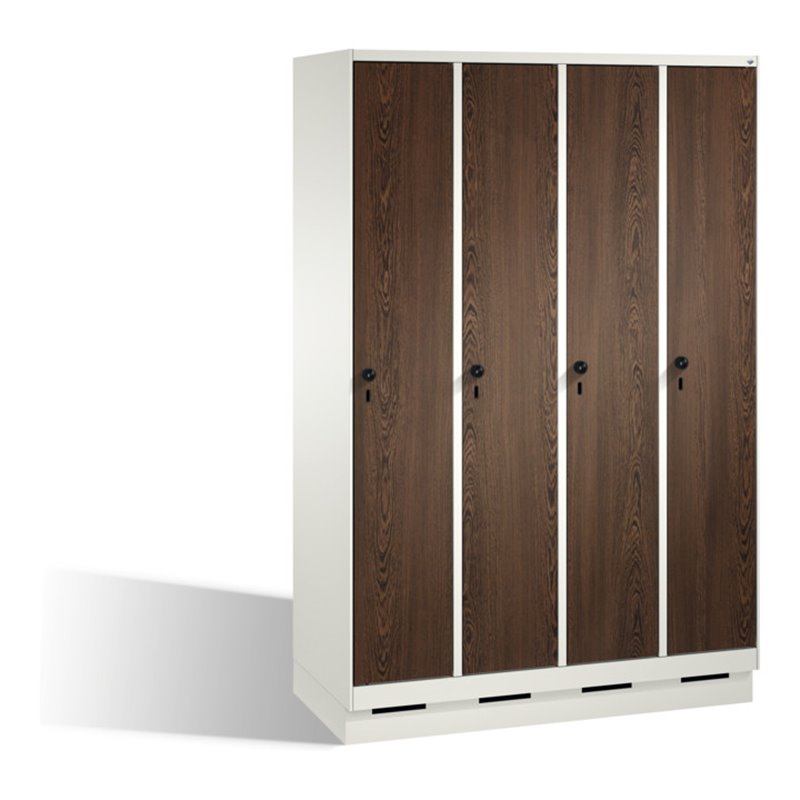 C+P Umkleidespind Evolo auf Sockel, 4 Abteile, H1800xB1200xT500mm Korpus Reinweiß