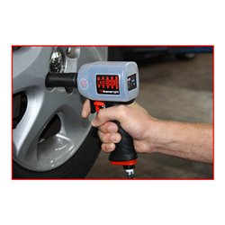 KS Tools 1/2 Zoll miniMONSTER Xtremelight Hochleistungs-Druckluft-Schlagschrauber 1.390 Nm mit Schutzhülle und Geräusch-Reduzier