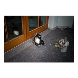 Bluetooth Akku LED Baustrahler TORAN 4000 MBA mit Lichtsteuerungs-APP, IP55, 3800lm, 40W