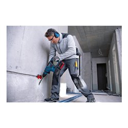 Bosch Akku-Bohrhammer mit SDS plus GBH 18V-34 CF, 2 Akkus und Ladegerät