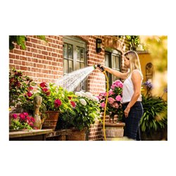 Bosch Akku-Regenwasserpumpen GardenPump 18, Schlauch 2,5 m, Akku 18V 2,5Ah, Ladegerät