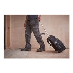 Stanley Essential Rucksack mit Teleskopgriff