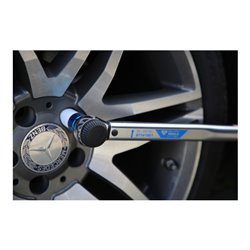 Brilliant Tools 1/2 Zoll Drehmomentschlüssel mit Drehknopf-Umsteck-Ratschenkopf, 20-200 Nm