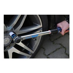 Brilliant Tools 1/2 Zoll Drehmomentschlüssel mit Drehknopf-Umsteck-Ratschenkopf, 20-200 Nm