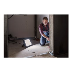 LED Baustrahler DINORA 8010 IP54 5m H07RN-F 3G1,5 8000lm mit Steckdose