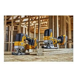 DEWALT C5 Akku-Gasnagler + 1400 Nägel 15 mm