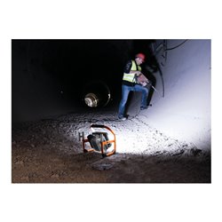 Brennenstuhl professionalLINE Akku SMD-LED-Strahler LA 4000 mit Akku, Außenleuchte 40W, Baustrahler für ständigen Einsatz im Auß