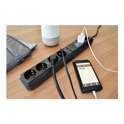 brennenstuhl®Connect Eco-Line WiFi Steckdosenleiste 1,5m H05VV-F3G1,5 schwarz