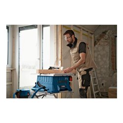 Bosch Akku-Tischkreissäge BITURBO GTS 18V-216 mit Arbeitstisch GTA 560 Professional