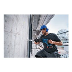 Bosch Akku-Bohrhammer mit SDS plus GBH 18V-28 DC