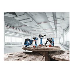 Bosch Starter-Set: 1x GBA 18V 2,0Ah + 1x GBA 18V 4,0Ah + GAL 18V-40