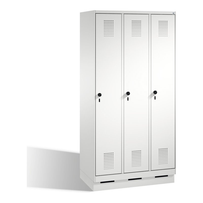 C+P Umkleidespind Evolo auf Sockel 3 Abteile Front Lichtgrau Korpus Lichtgrau