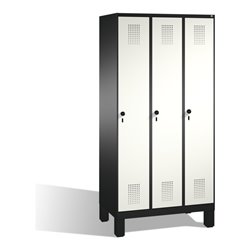 C+P Umkleidespind Evolo auf Füßen 3 Abteile Front Reinweiß Korpus Schwarzgrau