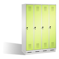 C+P Umkleidespind Evolo auf Sockel 4 Abteile Front Viridingrün Korpus Lichtgrau