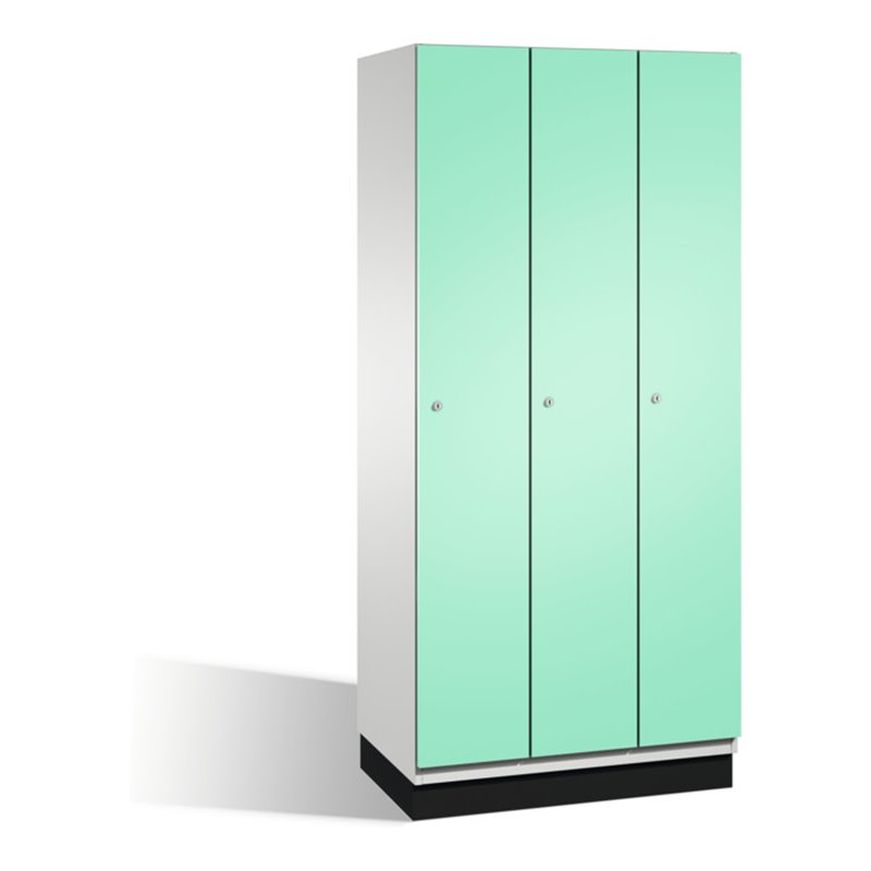 C+P Umkleidespind Cambio auf Sockel 3 Abteile Front Lichtgrün Korpus Lichtgrau