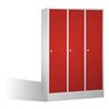 C+P Umkleidespind Classic auf Sockel 3 Abteile Front Rubinrot Korpus Lichtgrau