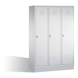 C+P Umkleidespind Classic auf Sockel 3 Abteile Front Lichtgrau Korpus Lichtgrau