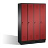C+P Umkleidespind Evolo auf Sockel 4 Abteile Front Rubinrot Korpus Schwarzgrau