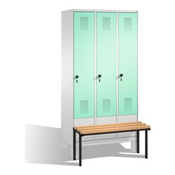 C+P Umkleidespind Evolo mit Sitzbank 3 Abteile Front Lichtgrün Korpus Lichtgrau