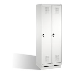 C+P Umkleidespind Evolo auf Sockel 2 Abteile Front Lichtgrau Korpus Lichtgrau