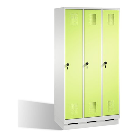 C+P Umkleidespind Evolo auf Sockel 3 Abteile Front Viridingrün Korpus Lichtgrau
