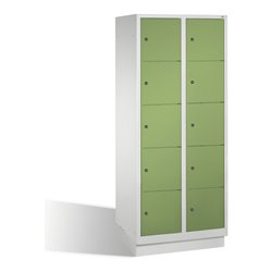 C+P Fächerschrank Classic auf Sockel 10 Fächer Front Resedagrün Korpus Lichtgrau