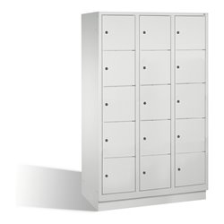 C+P Fächerschrank Classic auf Sockel 15 Fächer Front Lichtgrau Korpus Lichtgrau