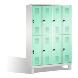 C+P Doppelstockspind Evolo auf Füßen 8 Fächer Front Lichtgrün Korpus Lichtgrau