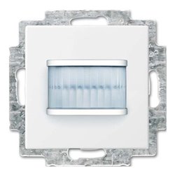 Busch-Jaeger Bewegungsmelder/Schaltakt. 1-fach alpinweiß 6215/1.1-914