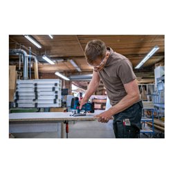 Bosch Akku-Stichsäge GST 18V-155 SC mit L-BOXX