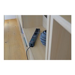 Brennenstuhl Premium-Line, Steckdosenleiste 4-fach mit Überspannungsschutz bis zu 60.000 A