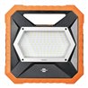 Brennenstuhl professionalLINE LED Baustrahler X 8050 M mit spritzwassergeschützter Steckdose / Arbeitsstrahler 80W mit 5m RN-Kab
