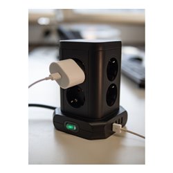 Brennenstuhl Steckdosenturm 8-fach mit USB