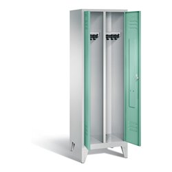 C+P Schwarz-Weiss-Spind Classic, H1850xB610xT500mm, Front Lichtgrün, Korpus Lichtgrau (8012-20)