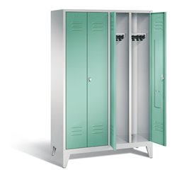 C+P Schwarz-Weiss-Spind Classic, H1850xB1190xT500mm, Front Lichtgrün, Korpus Lichtgrau (8012-40)