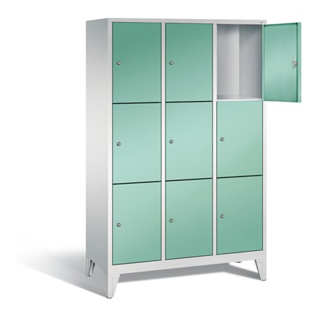 C+P Garderobenschrank Classic, H1850xB1200xT500mm, Front Lichtgrün, Korpus Lichtgrau (8010-323)