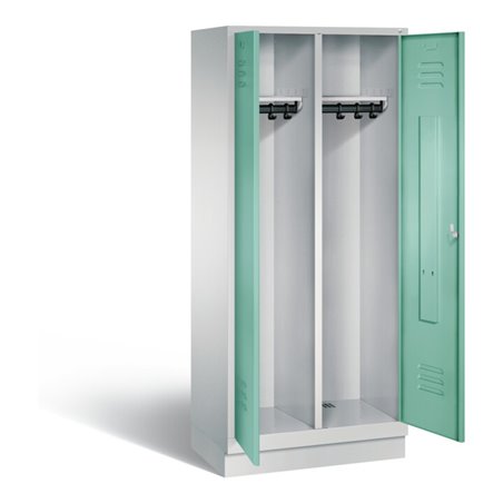 C+P Schwarz-Weiss-Spind Classic, H1800xB810xT500mm, Front Lichtgrün, Korpus Lichtgrau (8022-22)