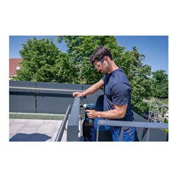 Bosch Akku-Drehschlagschrauber GDS 18V-330 HC, L-BOXX 136, 1 x Bluetooth GCY 42