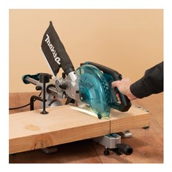 Makita Kapp- und Gehrungssäge